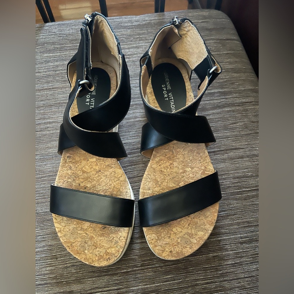 Adrienne Vittadini Sport Black Sandals size 7.5